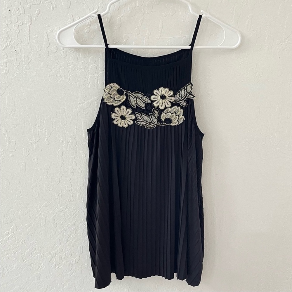 Anthropologie‎ Deletta XS accordion embroidered tank blouse
